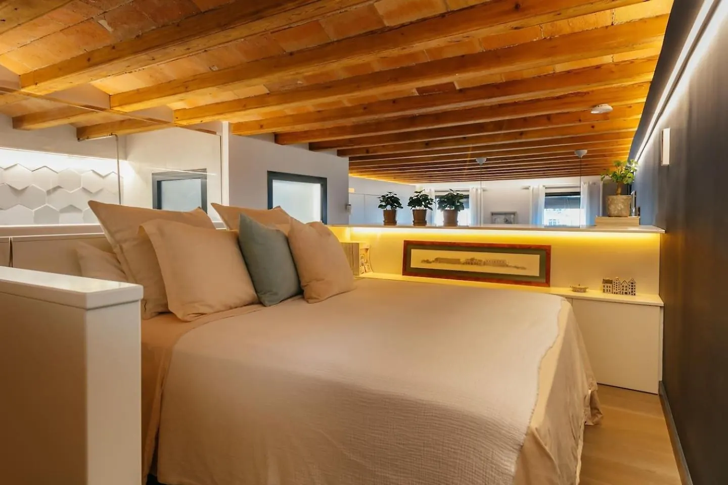 Fully Equipped Upscale Loft Weekly Cleaning Incl Apartment Barcelona 0*,  Spain